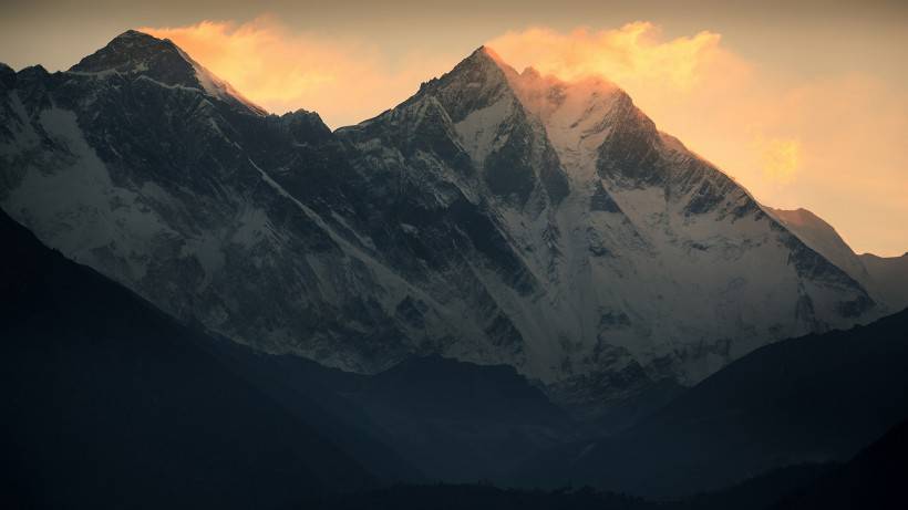 喜马拉雅山脉风光壁纸