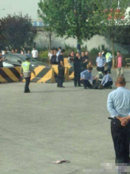 河北进京公交遭纵火 嫌犯被警方控制