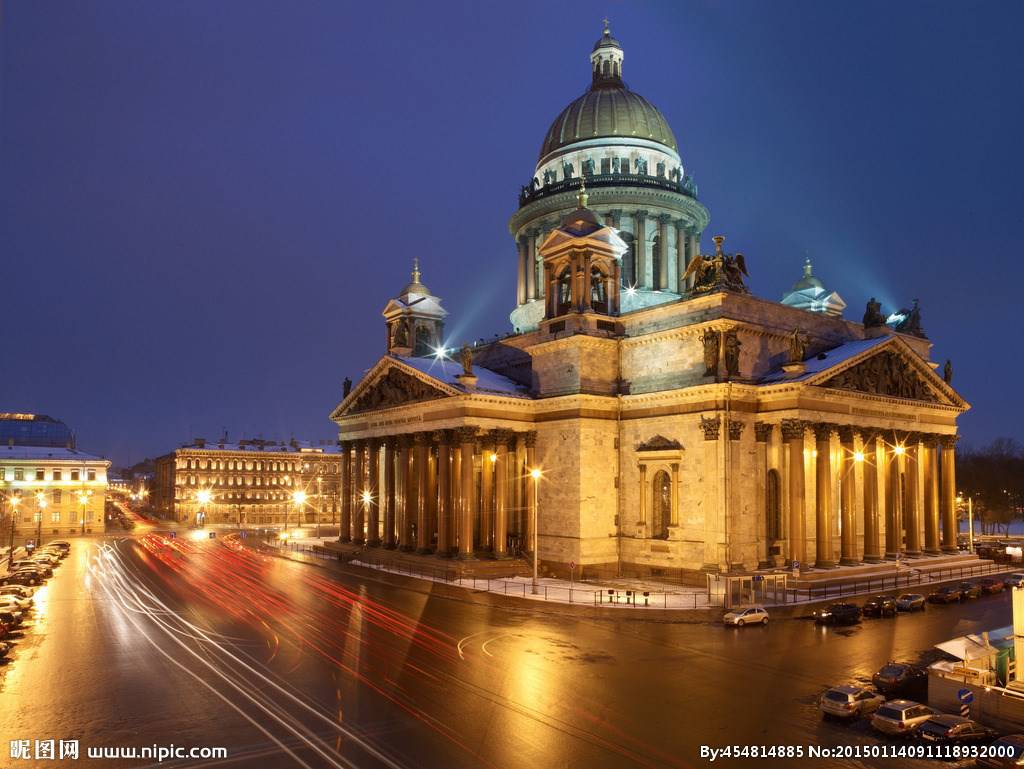 高清圣彼得堡迷人夜景图片