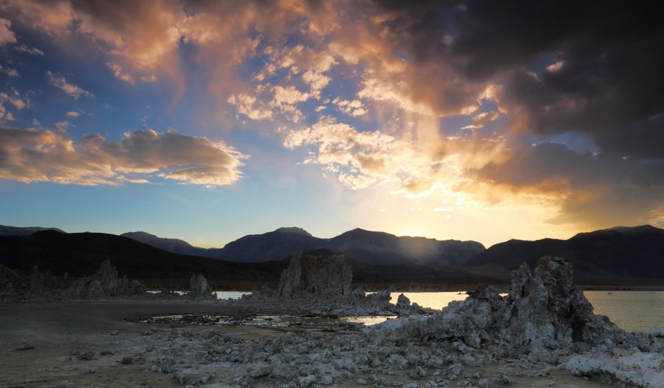 湖泊美景 美国莫诺湖风景图片