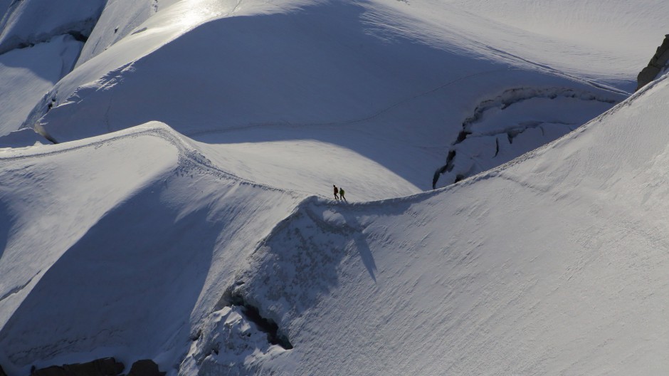 法国勃朗峰冬天雪山风景图片