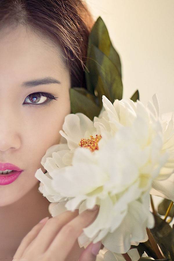 美艳台湾美女人体艺术写真