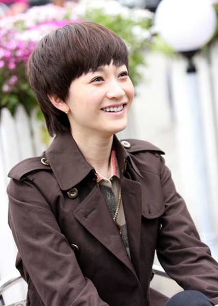 《钱多多嫁人记》女主李小冉精美剧照选图