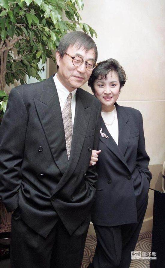 甄珍已与刘家昌离婚 为儿子隐瞒20年