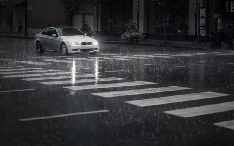 英国下雨风景图片高清桌面壁纸
