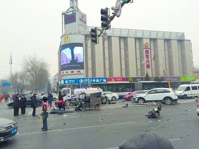 永安里路口车祸致一死一伤