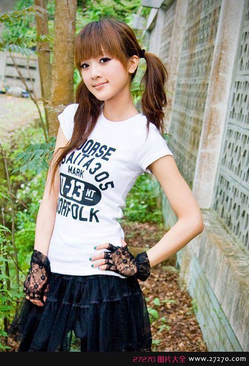 蝶恋花情结美女果子