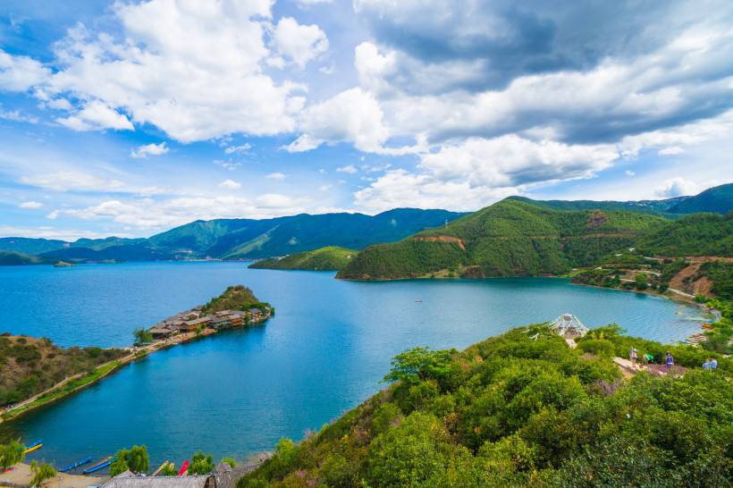 四川泸沽湖旅游风景图片壁纸欣赏