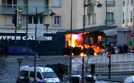法国恐袭杂志社的嫌犯兄弟被击毙