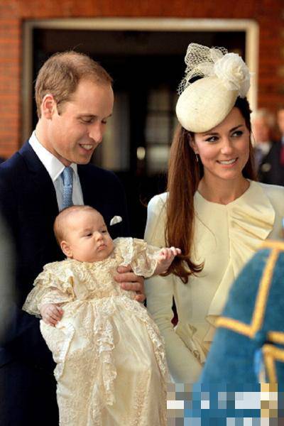 图揭英国王室婴儿萌照 基因太强大(3)