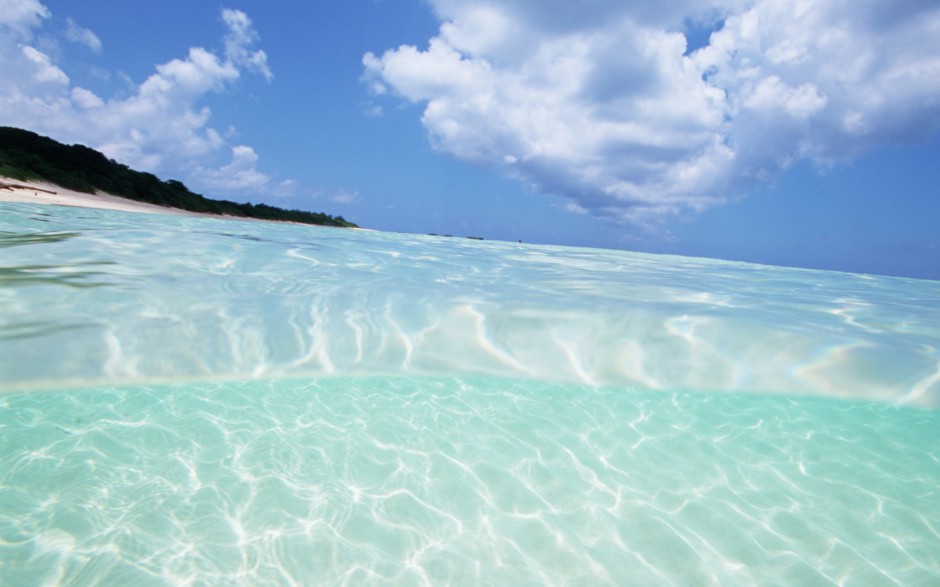巴厘岛唯美白色沙滩海浪风景图片大全