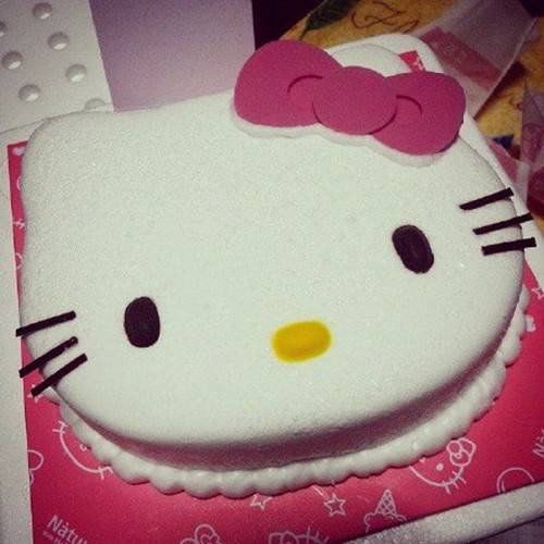 hello kitty 可爱粉色蛋糕精美图集