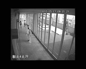 江苏13岁男生坠楼身亡监控 最关键26秒离奇缺失