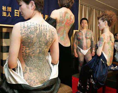 日本黑帮生活性生活混乱 女性地位低下成为性奴