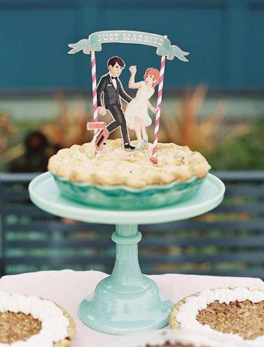 幸福甜蜜的婚礼甜点蛋糕图片