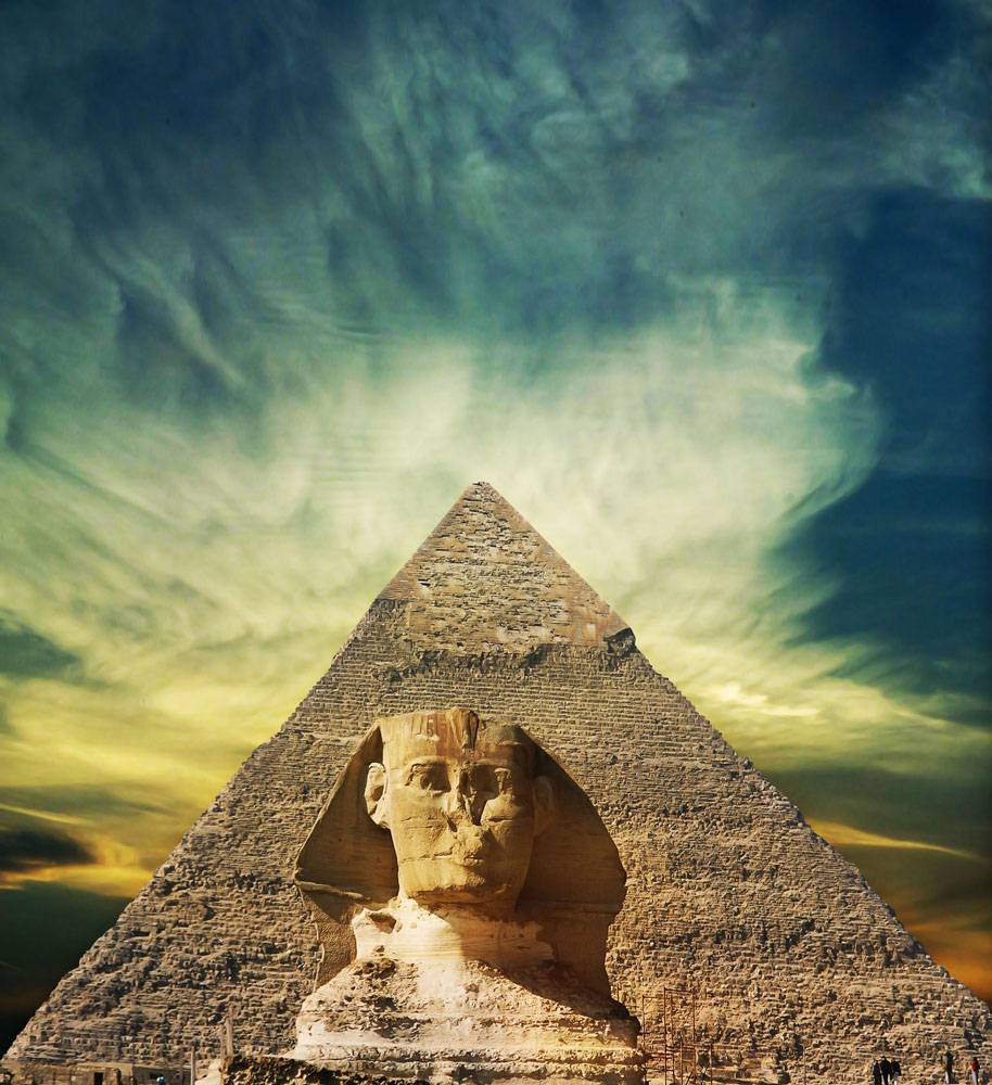 古埃及金字塔夕阳下唯美风景图片