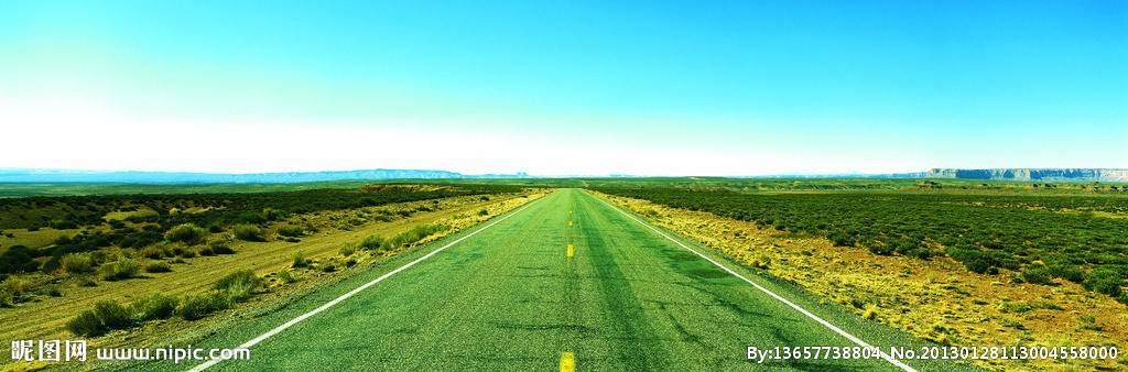 戈壁的公路高清图片