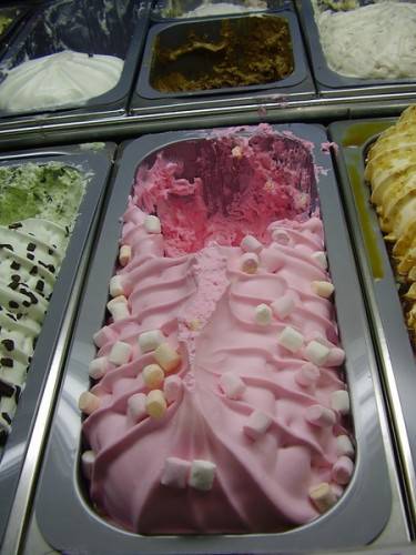 味道甜美的草莓冰淇淋