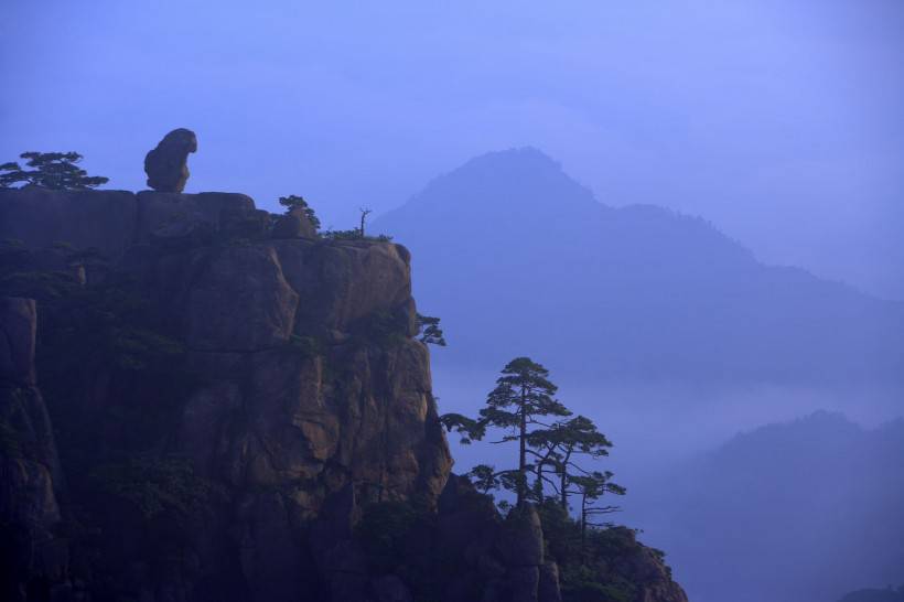 黄山云海美景高清桌面壁纸