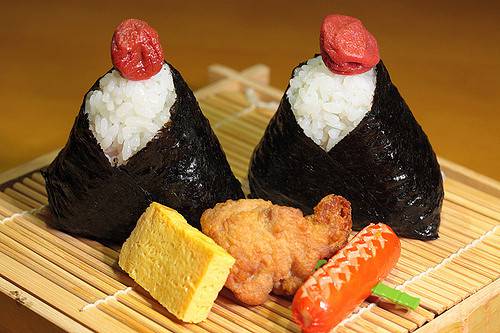 日本海鲜寿司图片鲜美可口