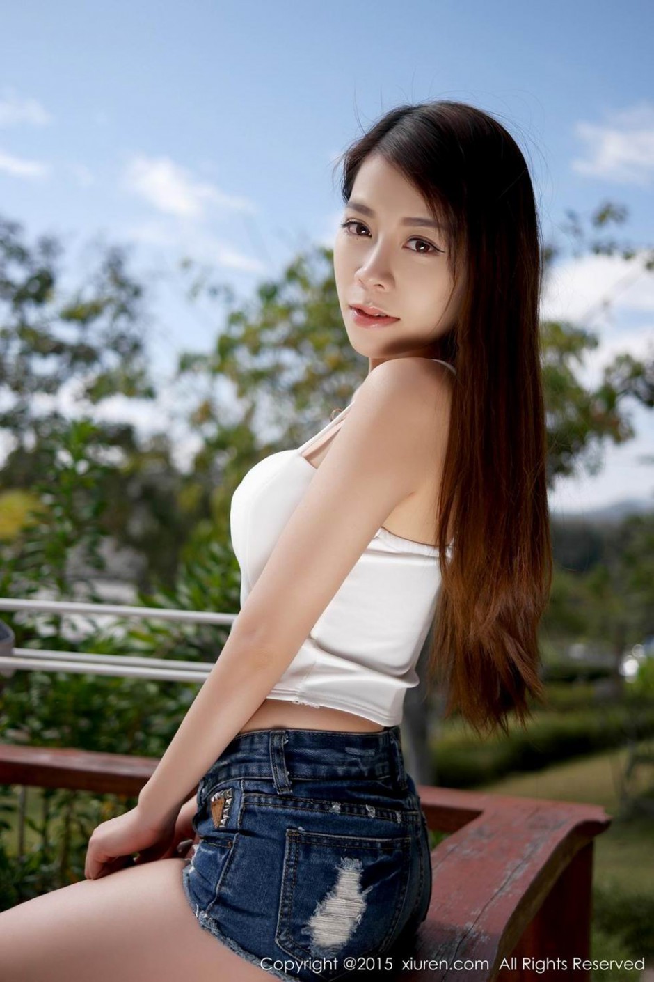 Vetiver嘉宝贝儿户外清纯写真