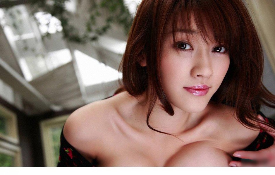 日本女忧湿身人体艺术写真