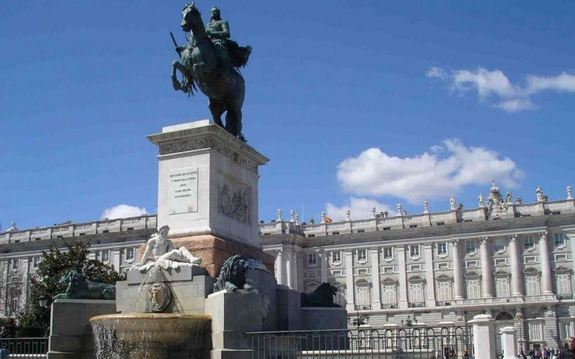 唯美马德里宫殿高清风景图片