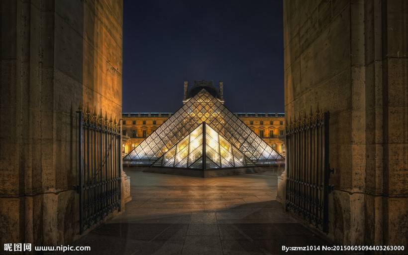 法国卢浮宫玻璃金字塔图片大全