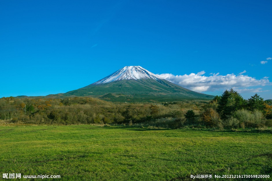 日本富士山春天风景高清壁纸