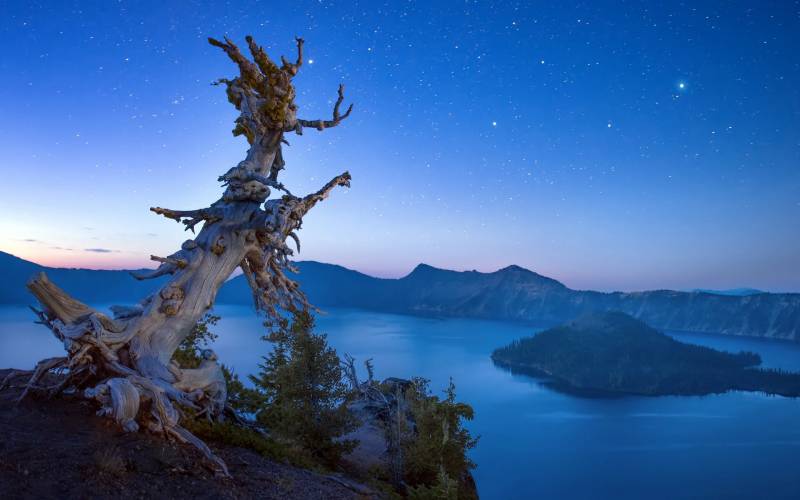 高清唯美宛如童话般的火山湖国家公园