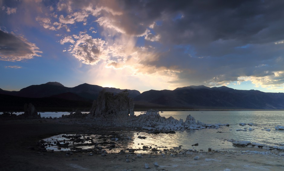 湖泊美景 美国莫诺湖风景图片