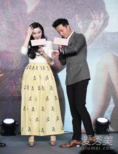 范冰冰女神气场 衣品颜值秒杀Angelababy(3)