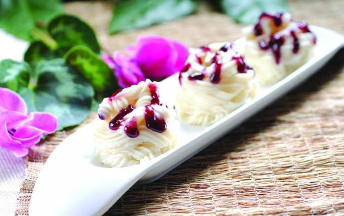 蓝莓山药酸甜可口的甜品美图