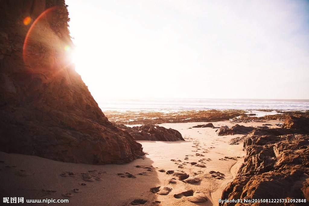 唯美高清戈壁风景图片