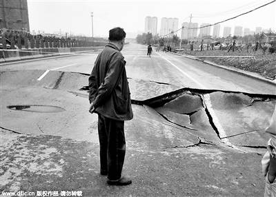 郑州新修公路被雨“淋塌”不是豆腐渣是啥？