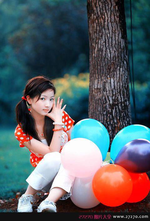 校园美女清纯诱惑
