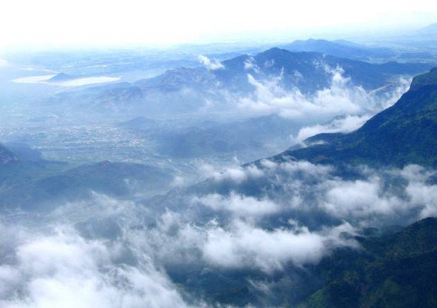 庐山云雾风景图片桌面壁纸