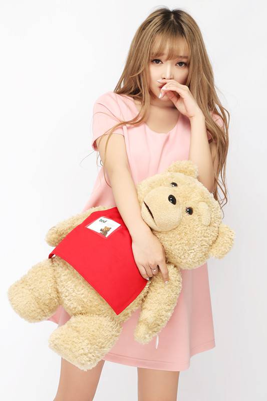 美女明星裴紫绮甜美动人高清图片