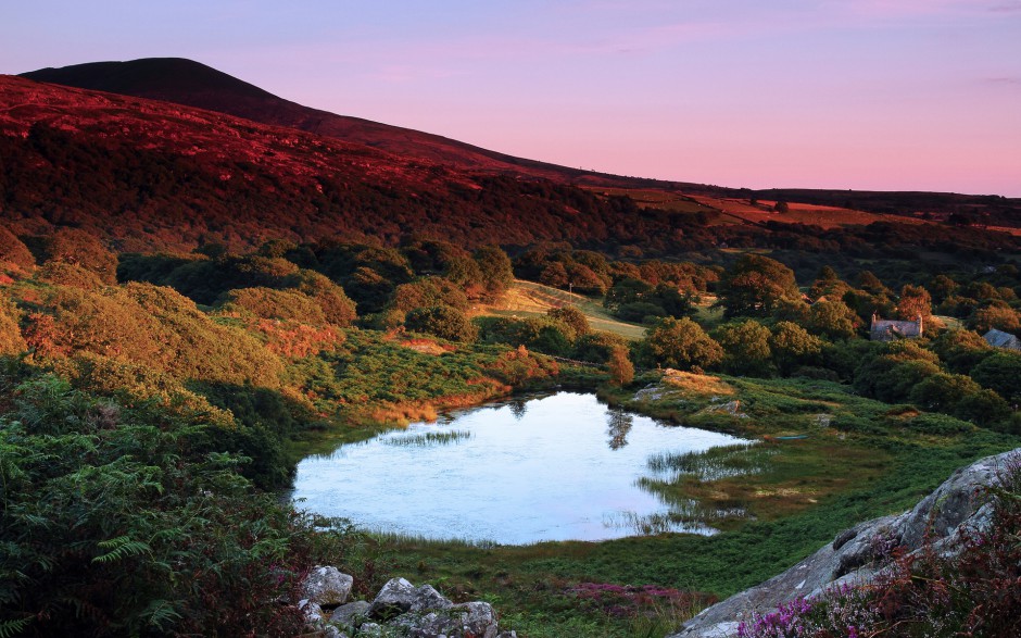 欧洲威尔士海岛靓丽风景图片壁纸