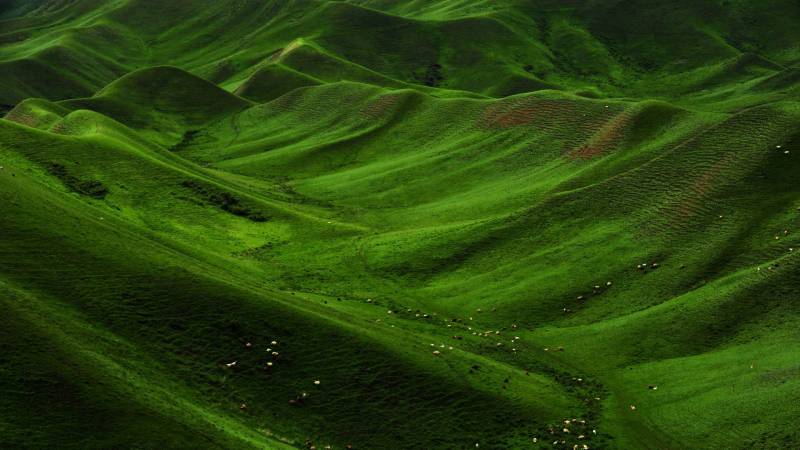 新疆天山山脉自然风光图片