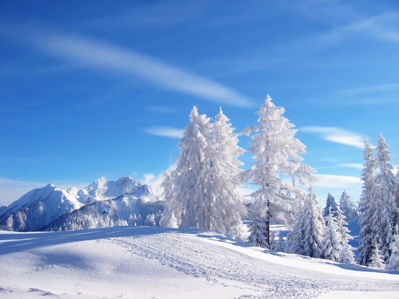 美丽的雪山雪景宽屏风景壁纸赏析