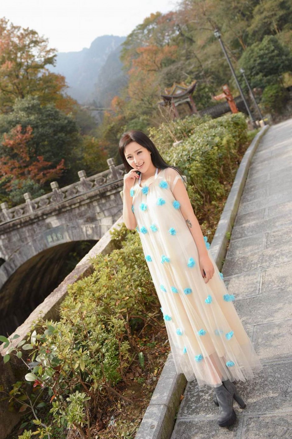 清新气息美女模特奚敏浩迷人写真图片