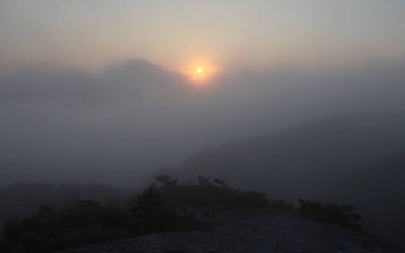 山西方山黄昏时的美景