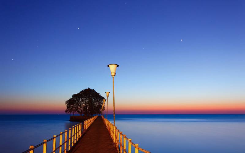 黄昏下的码头唯美风景图片