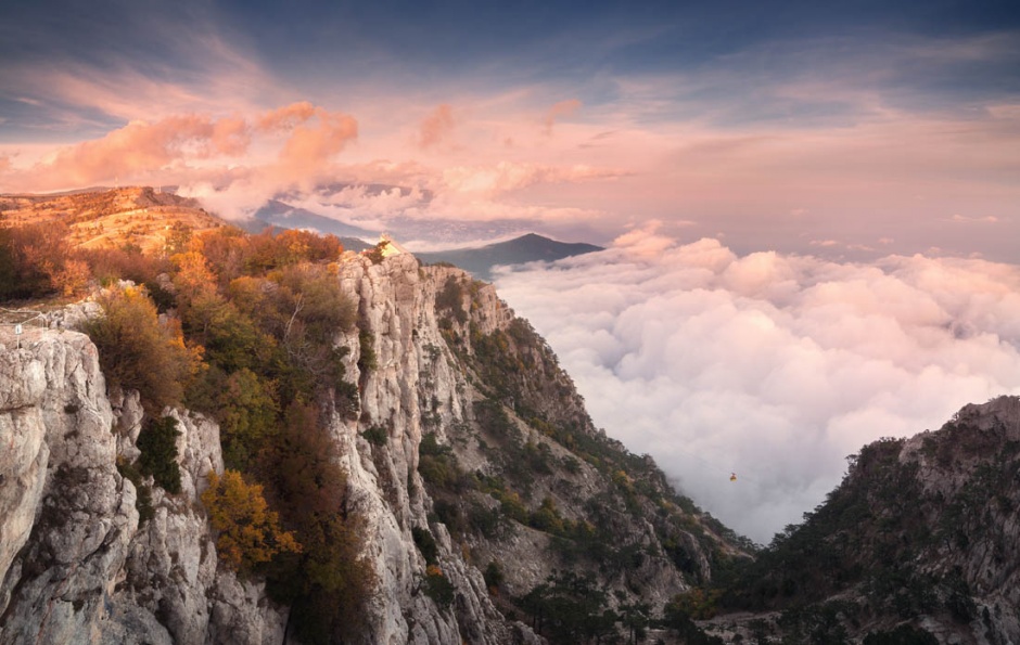 唯美的大自然山顶风景图片