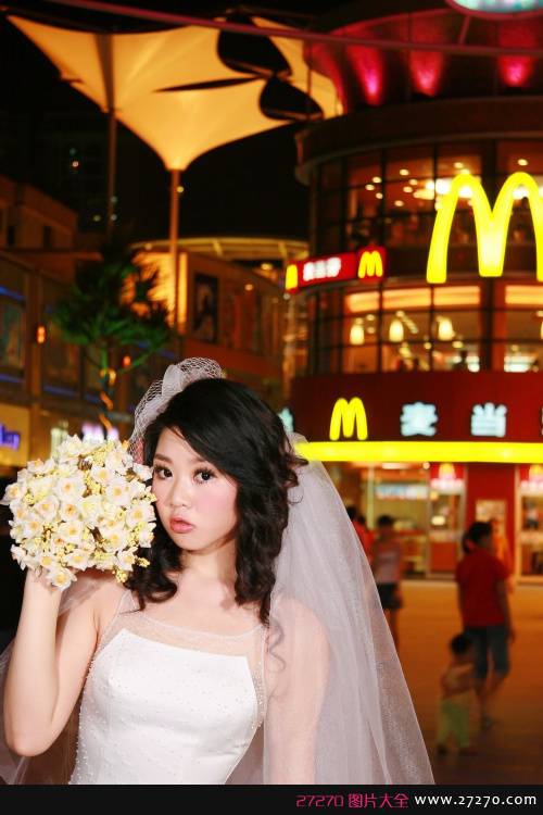 靓丽可爱美摸的性感迷人