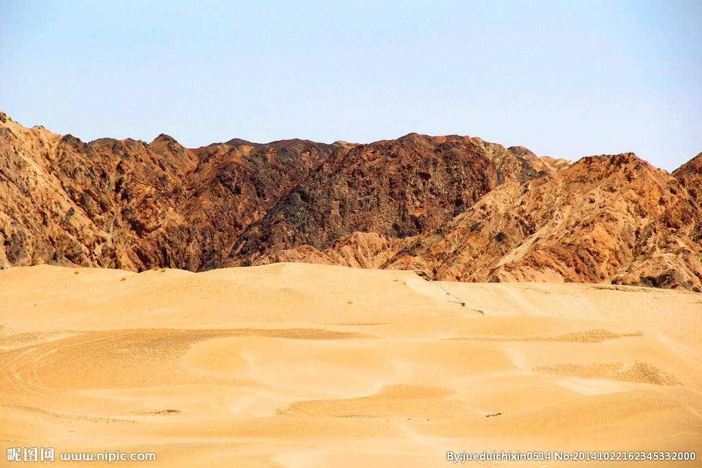 唯美高清戈壁风景图片