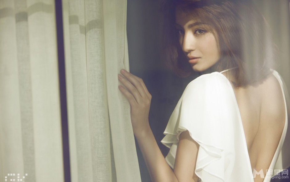 麦迪娜清新宛如女神迷人写真