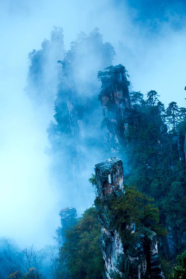 张家界登高山峰美景赏析