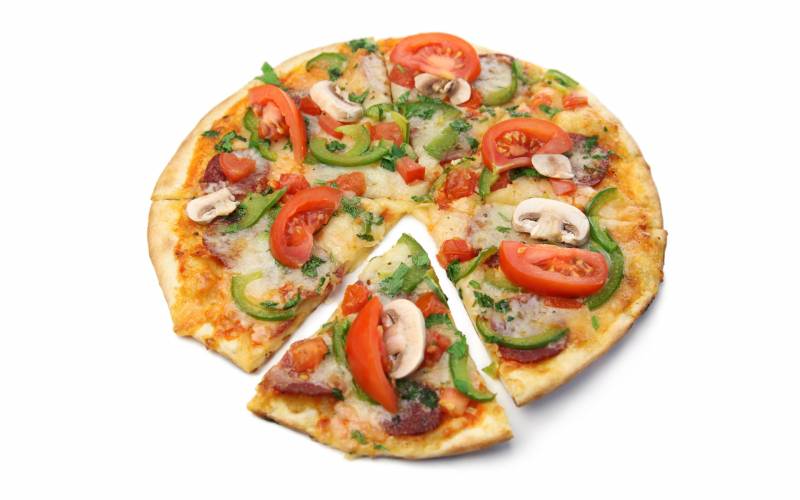 美味可口的蔬菜披萨图片